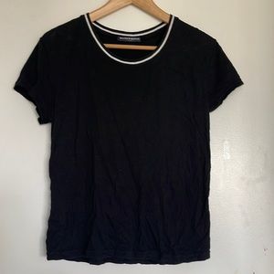 Brandy Melville t shirt